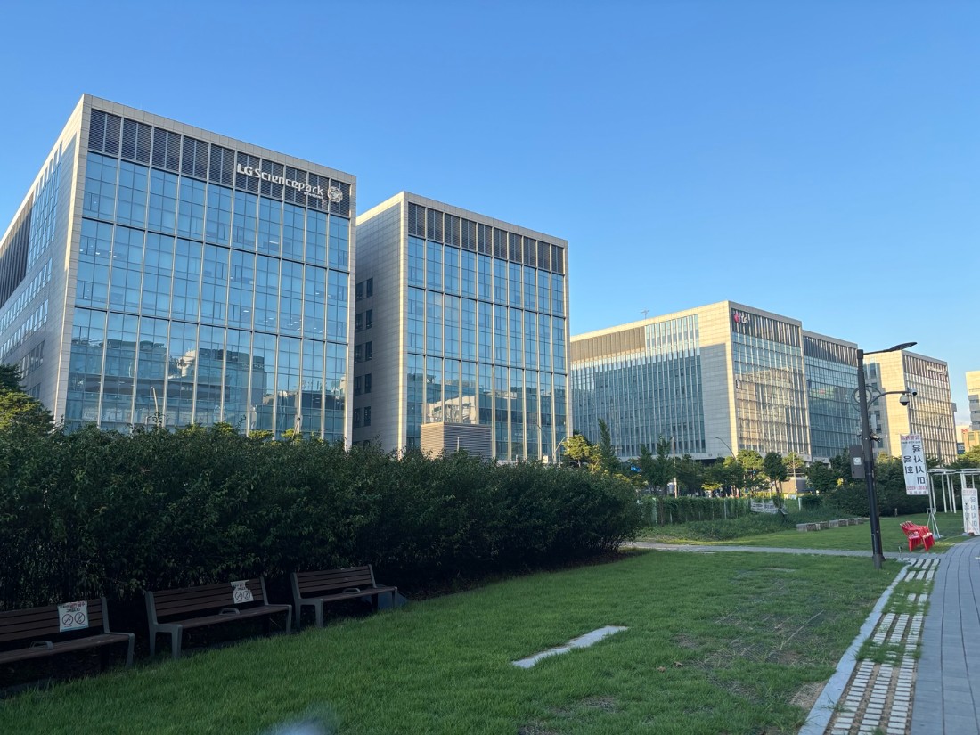 르데스크 - 규제·불황에도 몇 달만에 1억 껑충…마곡·광교APT, 대기업 프리미엄