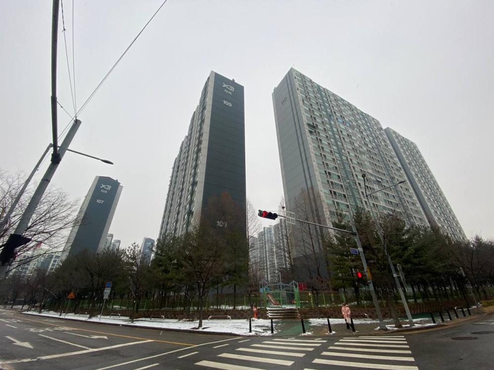 총선 앞둔 영등포구갑 표심…“집창촌 철거·교육 인프라 강화” 
