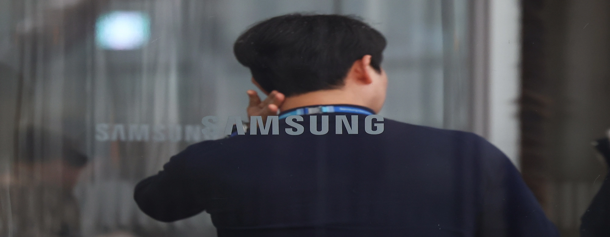 ‘6만전자’ 이틀 만에 ‘5만전자’ 뒷걸음…등돌린 외국인 11조 던졌다 