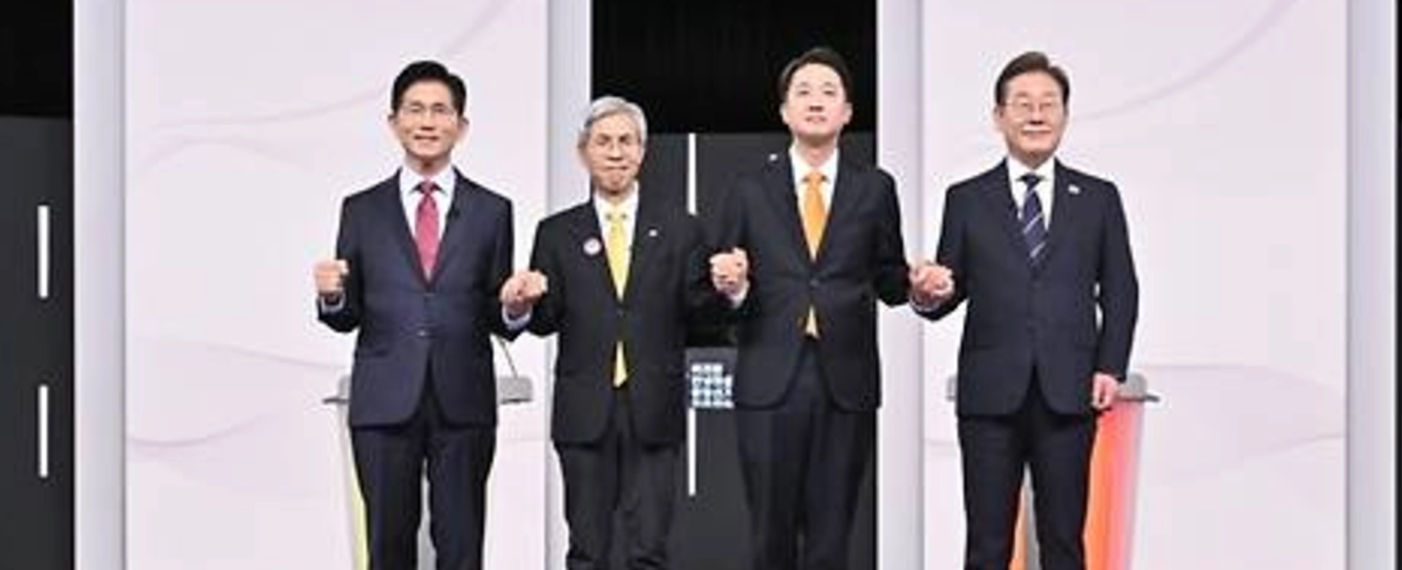 [정치숏]이재명·김문수·이준석, 첫 TV토론서 입 모아 “미래” 외쳤다 
