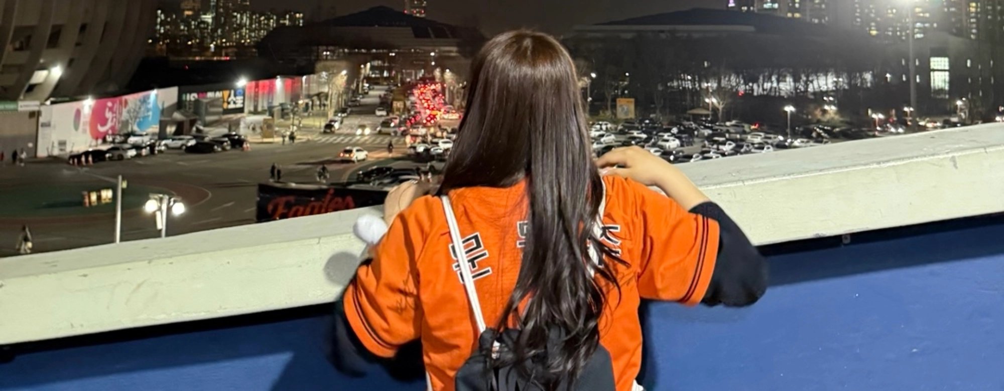 ‘아이돌 대신 야구선수’…프로야구 흥행 견인한 2030여성 ‘덕질 문화’ 