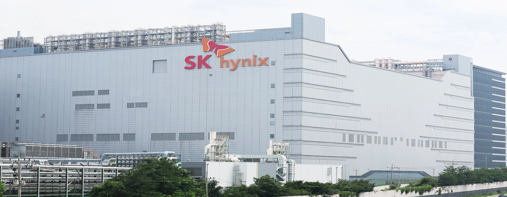 美 금리인하에 안도…삼성전자·SK하이닉스 하루 만에 급반등 