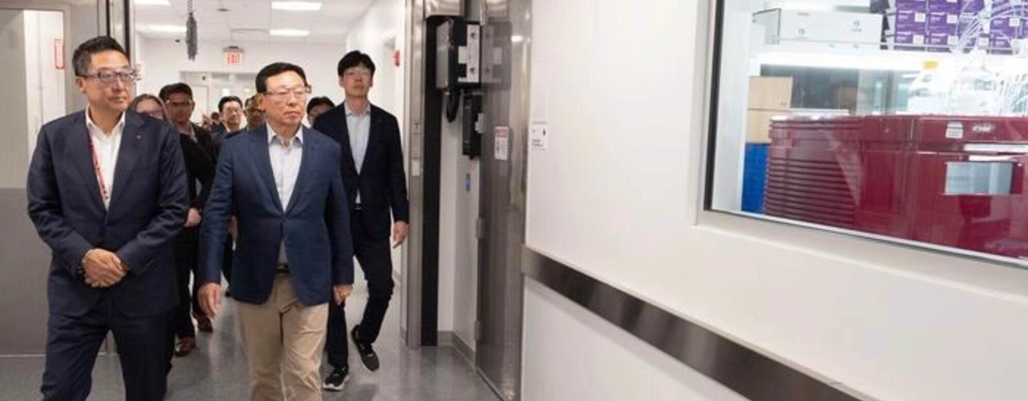 신동빈 회장, 美 롯데바이오 현장 방문…글로벌 경쟁력 강화 행보 