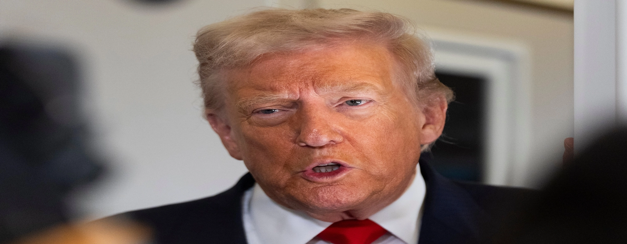 “엔비디아 칩 안준다” 트럼프 한 마디에 삼전·하이닉스 주가 급락 