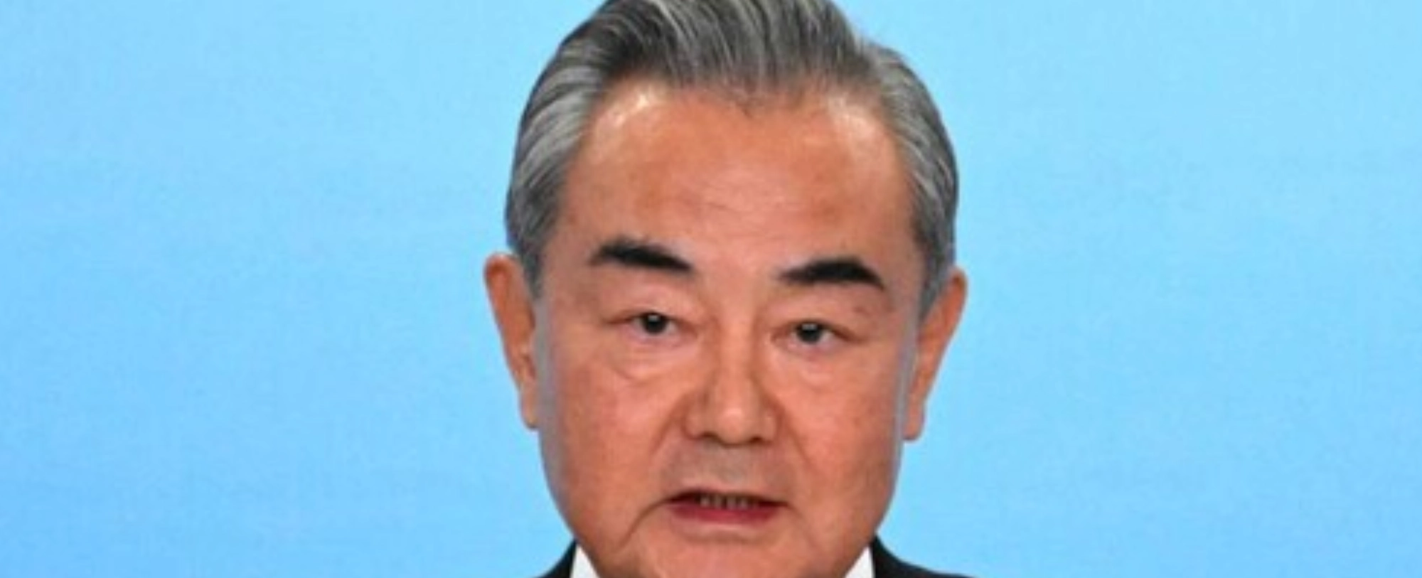 [국제숏]일촉즉발 중·일 관계…中 왕이 “日 레드라인 넘었다” 