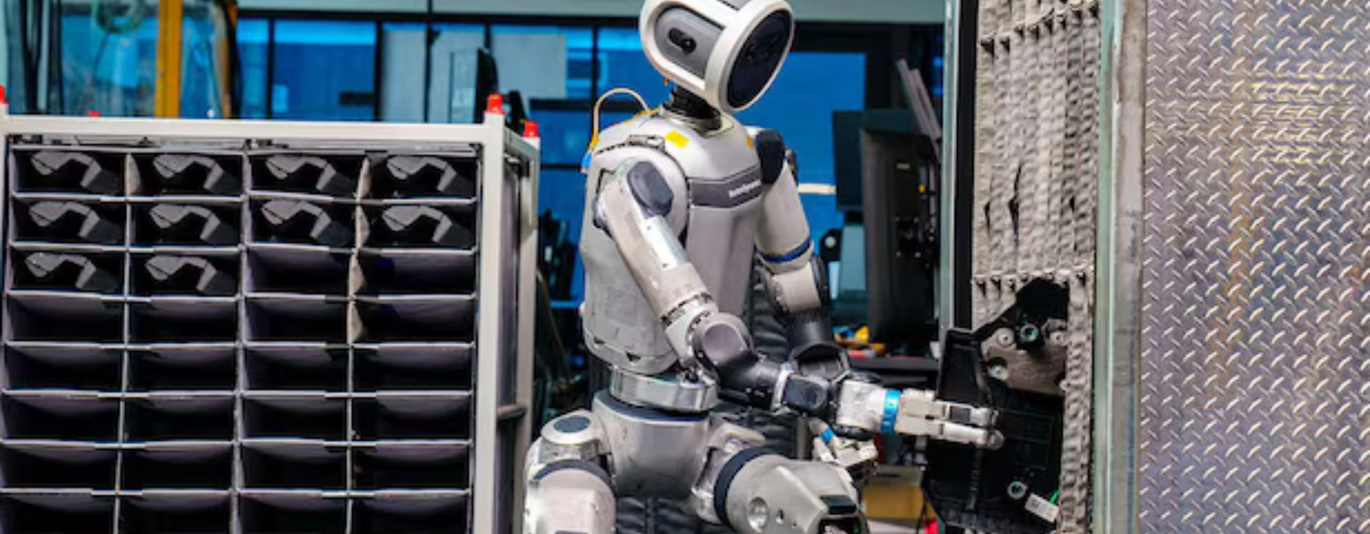 현대차, 장중 30만원 돌파…역대 최고가 기록 