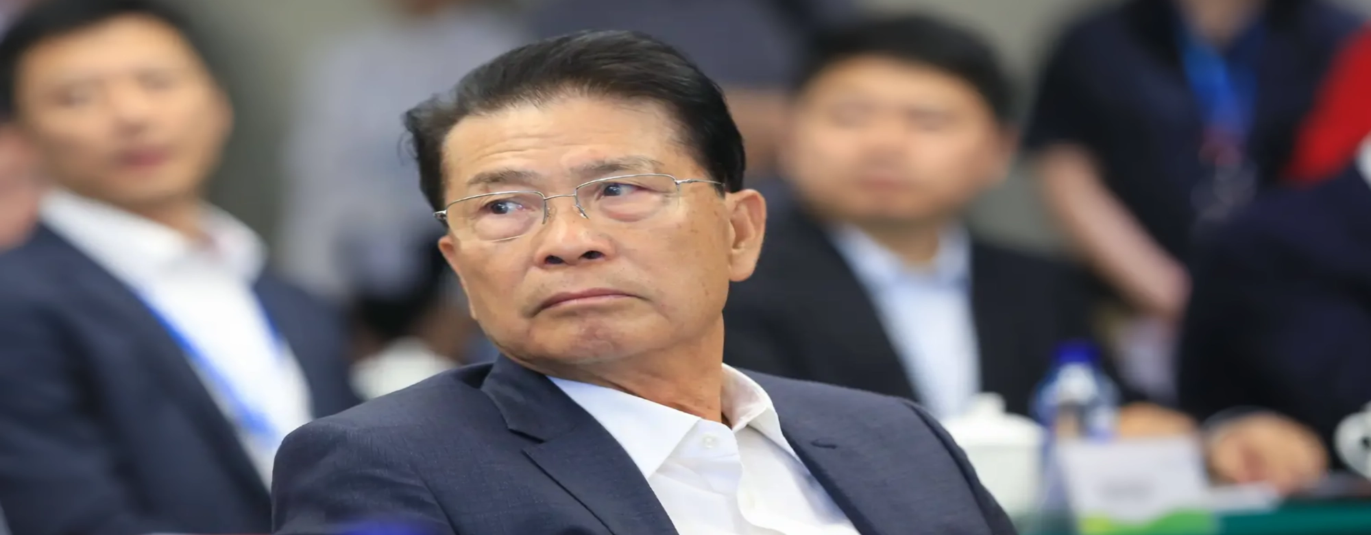 가난한 유년, 초졸, 재벌총수…중국 제조업 신화의 ‘정주영 평행이론’  