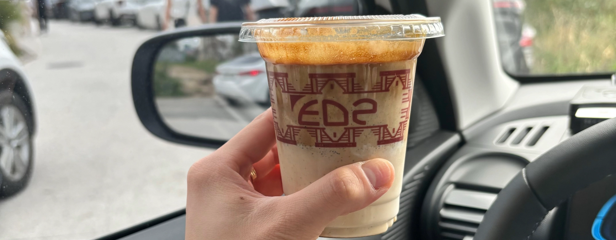 컵값 따로, 빨대는 요청…오락가락 일회용품 규제, 현장선 ‘한숨뿐’ 