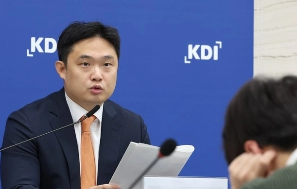일해서 먹고 사는 보통청년 바보 만드는 선심성 빚투 면죄부 