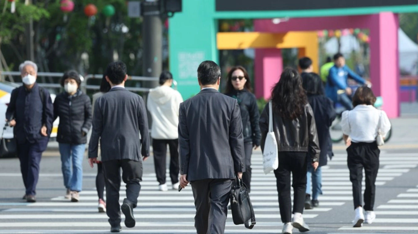 “일 하면 돈 못받아요”…공짜복지 중독된 청년에 근로자 울분 