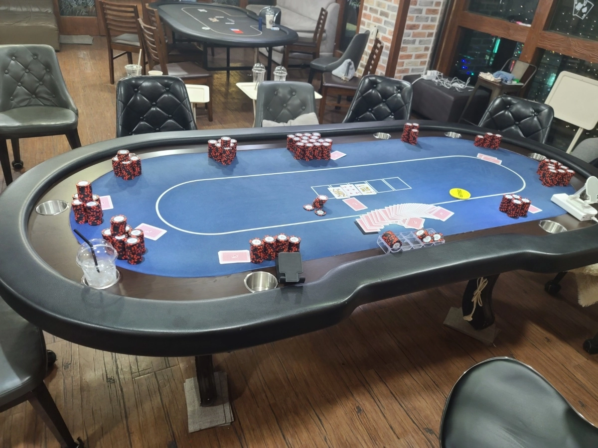 르데스크 - 불법 홀덤펍 정조준…현금·현물매매 시 처벌