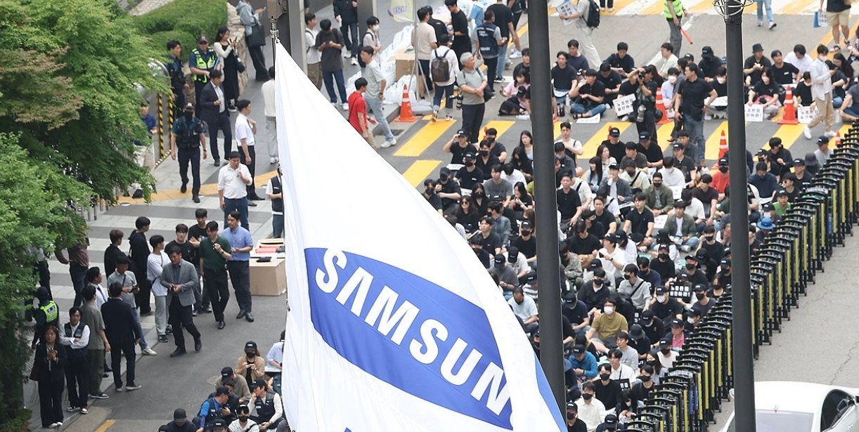 귀족 능가한 황제노조 기지개…직장인·취준생 ‘자괴감·박탈감’ 토로 