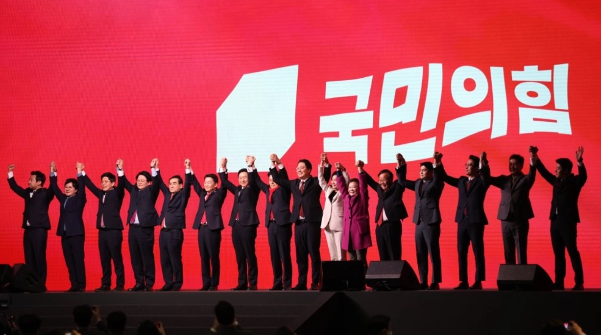 “절대 50% 못 넘긴다” 한동훈 대세론이 입증한 극렬 팬덤정치 한계 