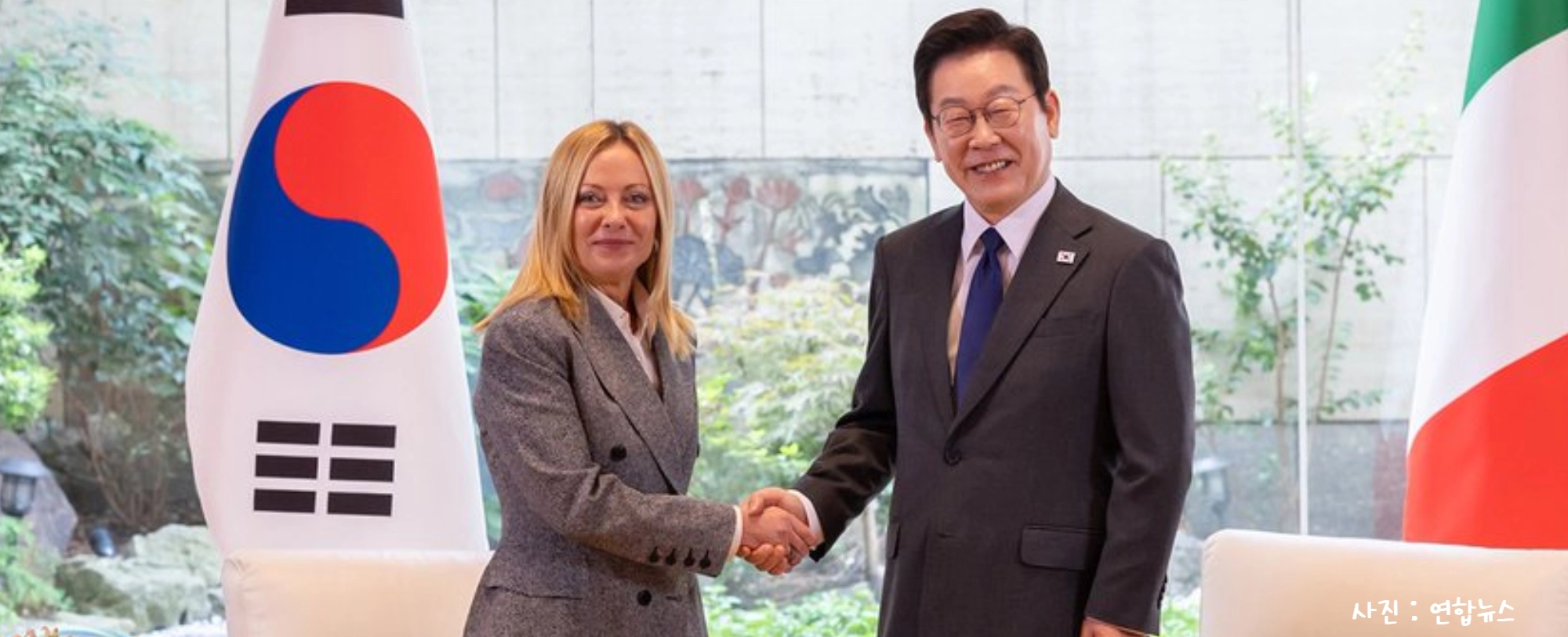 [정치숏]아시아 이어 유럽무대 향하는 李대통령, 멜로니 伊총리와 정상회담 