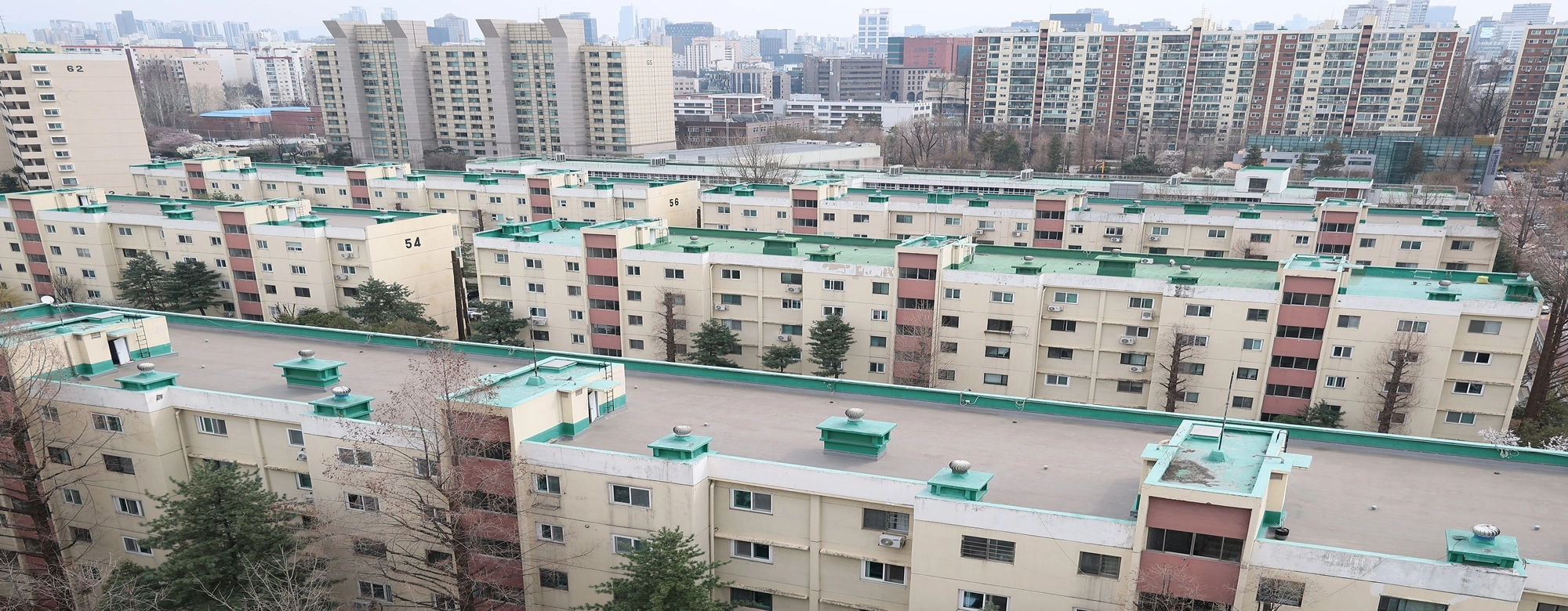 “뭉칫돈 썩히느니 속 편하게 월세” 선진국 닮아가는 韓 임대차 시장