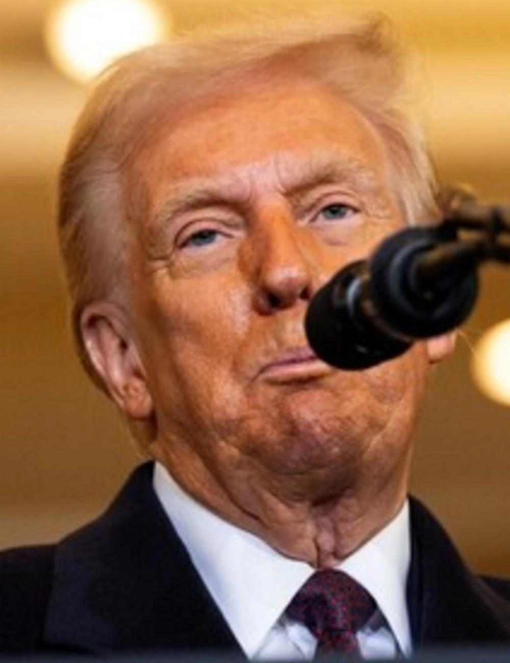 미래를 밝히는 새로운 시각 르데스크